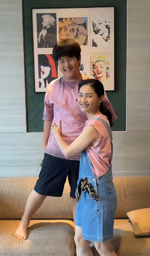 沙溢胡可，冲上热搜！6月27日，47岁的沙溢，冲上热搜，这一次，不是和胡可秀
