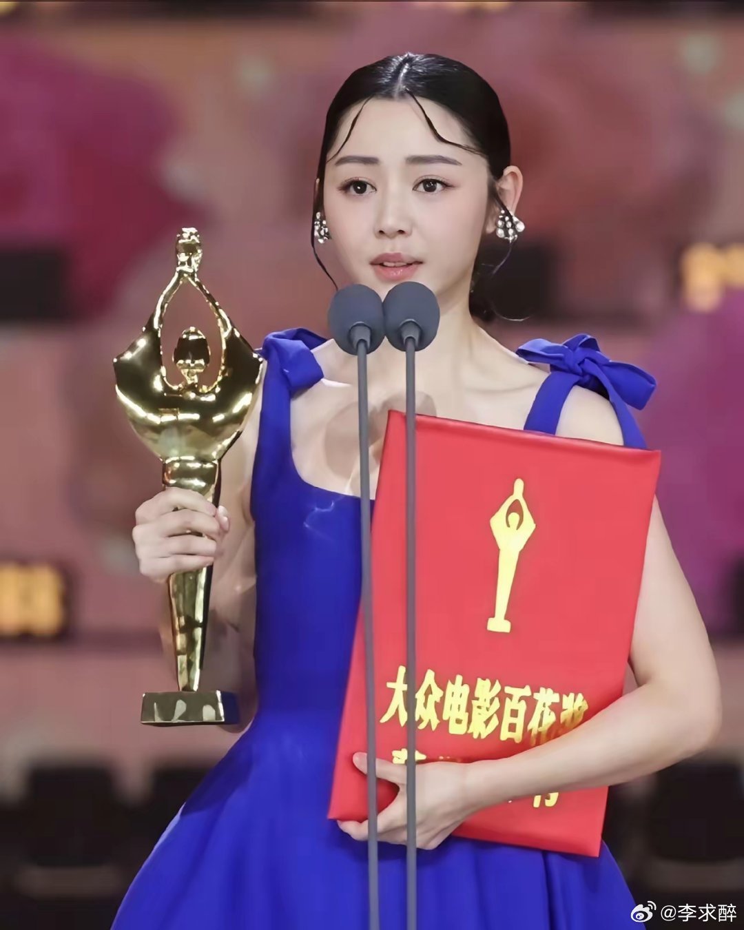 今年的百花奖，大概是这些年里最让人服气的一次。香港演员卫诗雅，凭一部几乎没什么宣