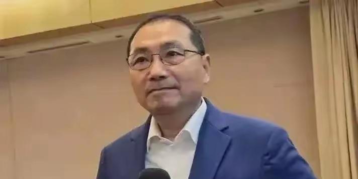 简直不敢相信，国民党已经滥到了这种程度。新北市长侯友宜居然公开说，所谓的“两岸统