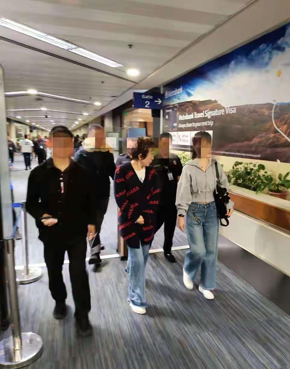 告诉你个“大单”：最近中菲两国联手干了件漂亮事，把卷款近10个亿的红通人员郝某，