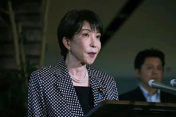 日本也许会成为历史上首位，从发达国家跌回发展中国家的国家！沃什一句话，960亿美