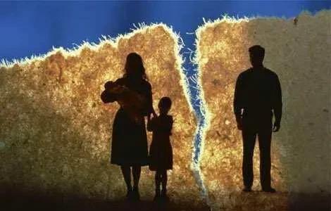 “三无”突然成了相亲硬通货——没债、没前任、没纹身，平台数据说这种女生成功率飙高