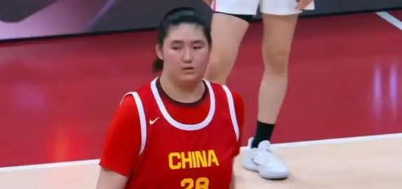 中国女篮好好练习一下罚篮吧！昨晚热身赛对阵日本队虽然我们有身高优势有双塔