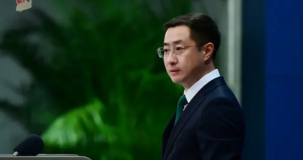 欧盟驻华大使称经贸关切被中方忽视,外交部回应