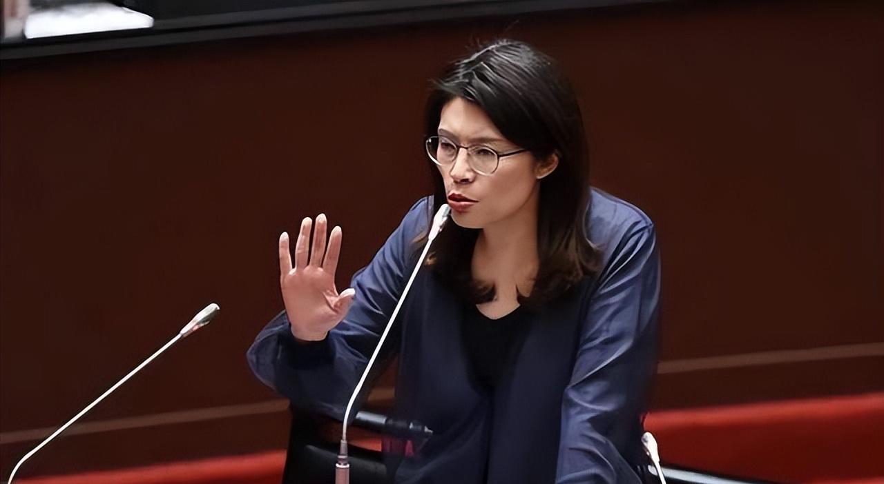 军演一开，谁露了真面目？12月29日“正义使命-2025”围台军演突发，距离