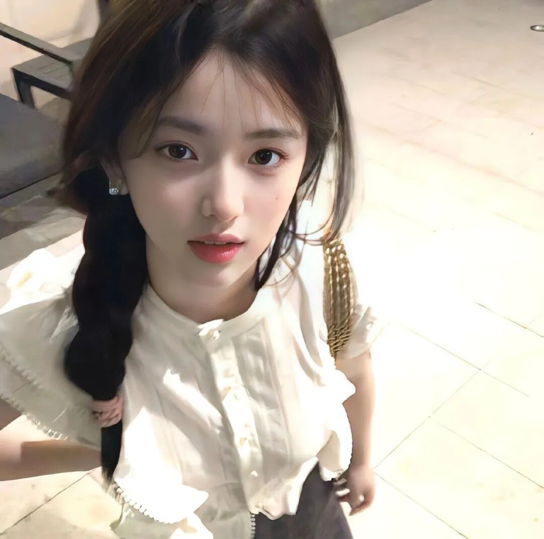 热门好用的优质女头分享𝑺𝒉𝒂𝒓𝒆·头像丨𝑾𝒆𝑪𝒉𝒂𝒕·女生
