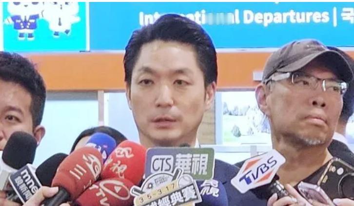 蒋万安赴双城论坛独派叫嚣“认贼作父”台北市长蒋万安今早（28日）赴上海出