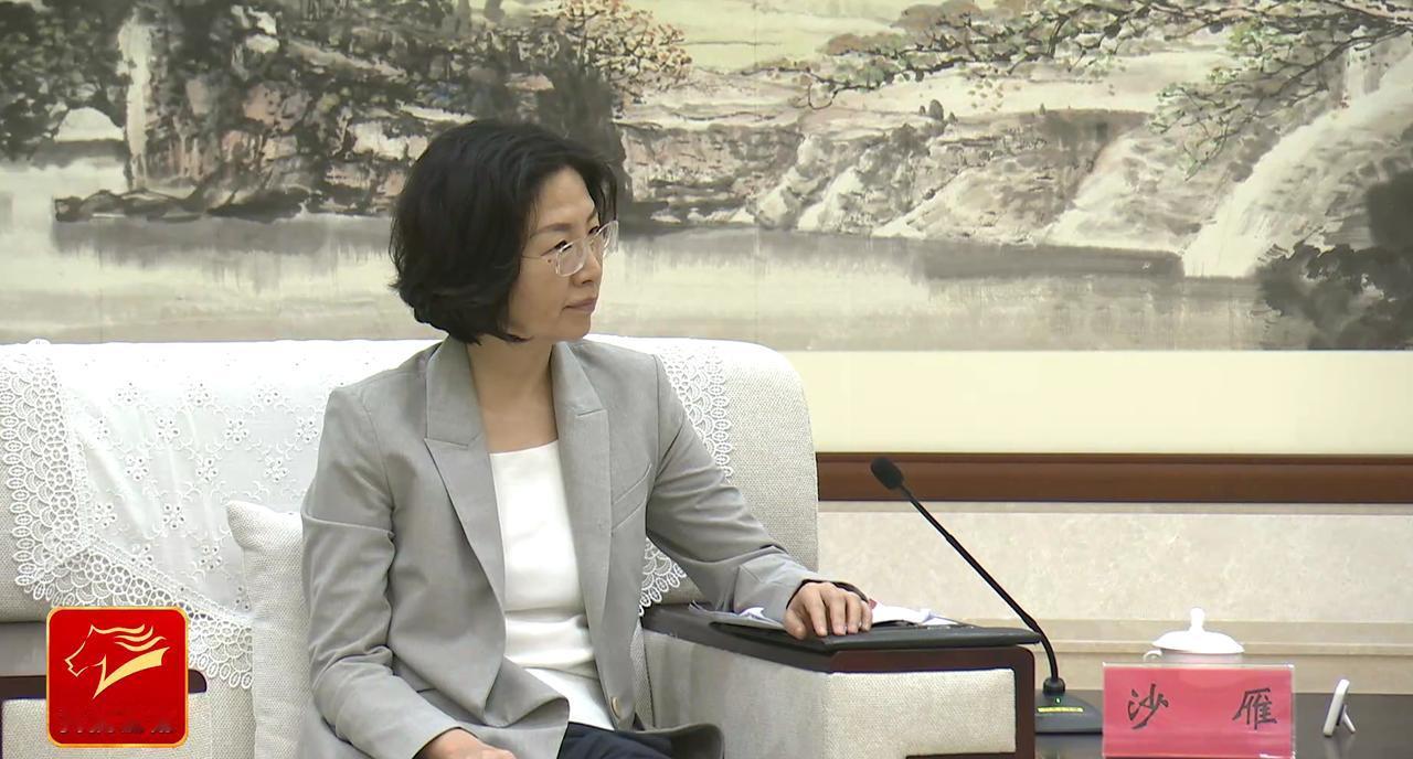 7月7日，深圳证券交易所党委书记、理事长沙雁，在内蒙古。