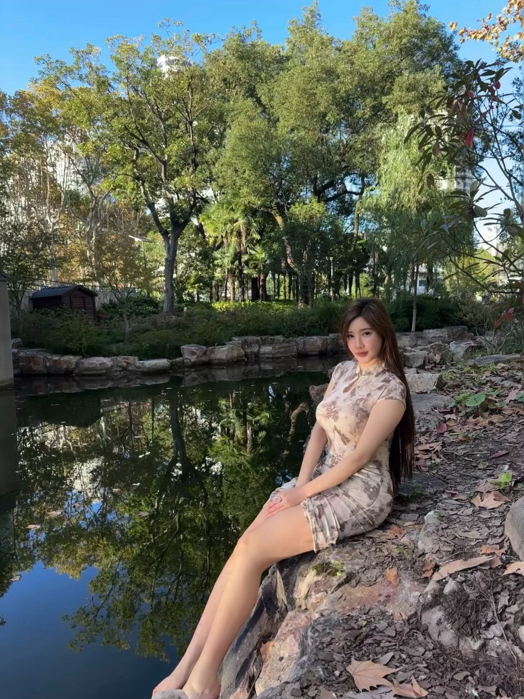 Carol周妍希X公园游玩上海·和平公园