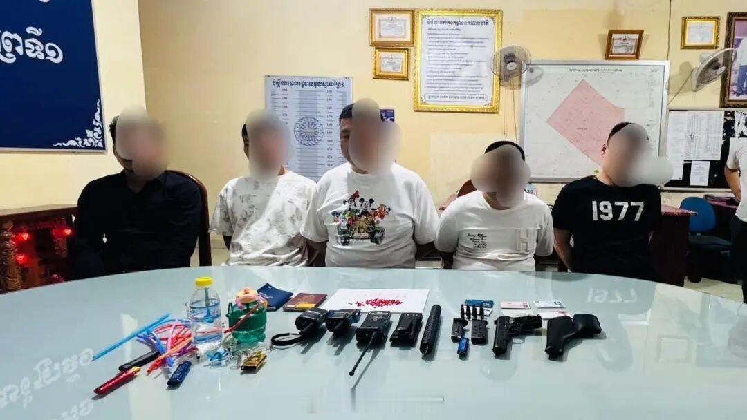 柬埔寨警方破获绑架案解救韩国男子5名嫌犯落网、其中4名中国人柬埔寨金边警方宣布，