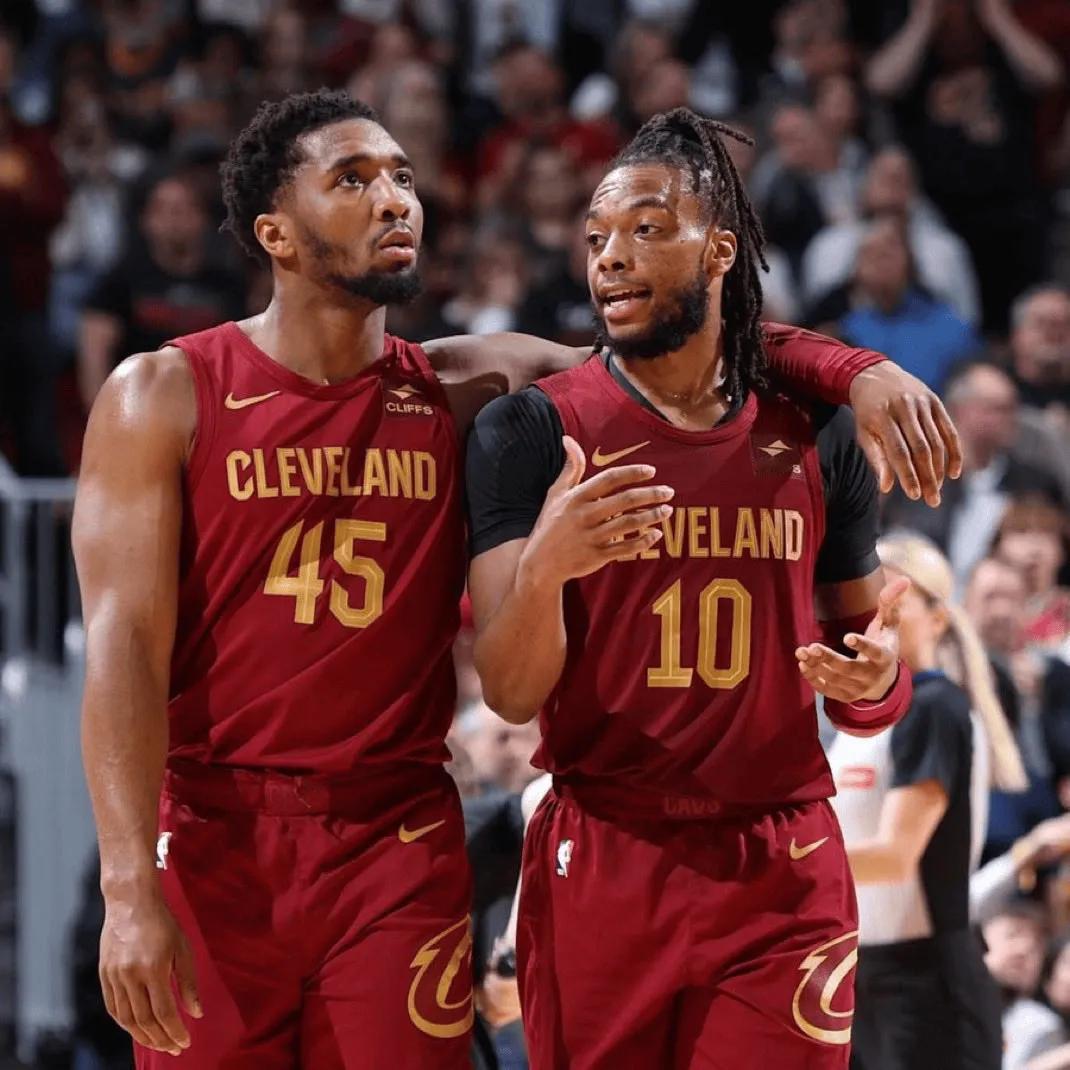 ESPN预测今年的东部前十，这排名我是越看越搞笑啊，竟然把底特律活塞放到了东部第