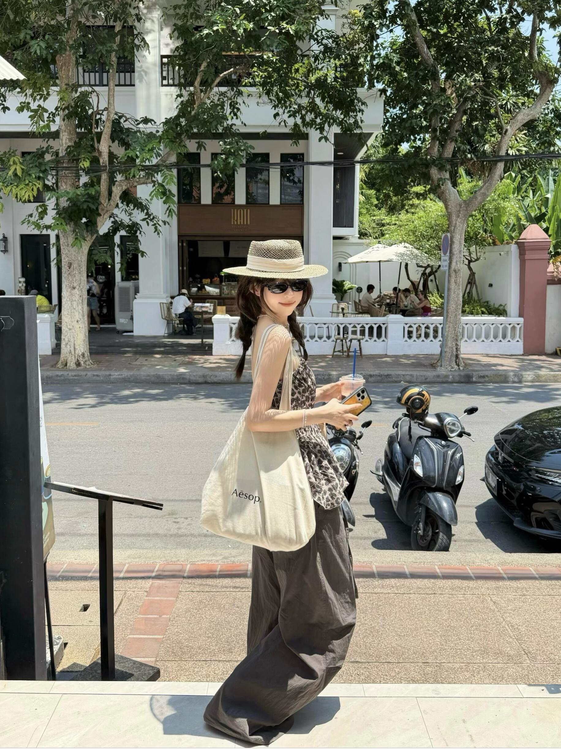 夏天松弛感直接拿捏🫴。
