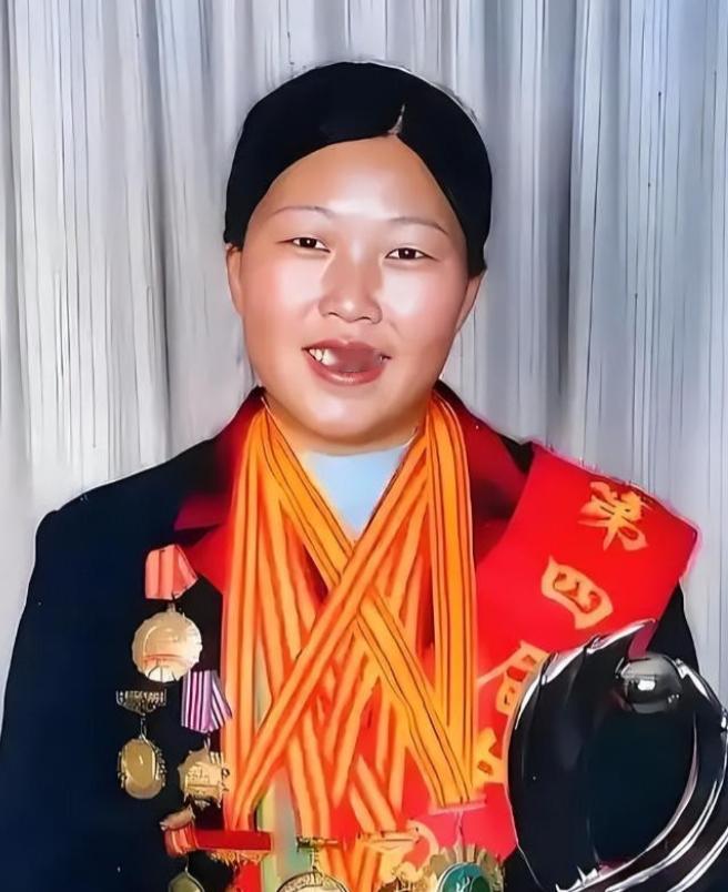 1985年，陕西一父亲逼着19岁的女儿嫁给恩人的儿子，女儿哭闹7天，忽然放弃逃跑