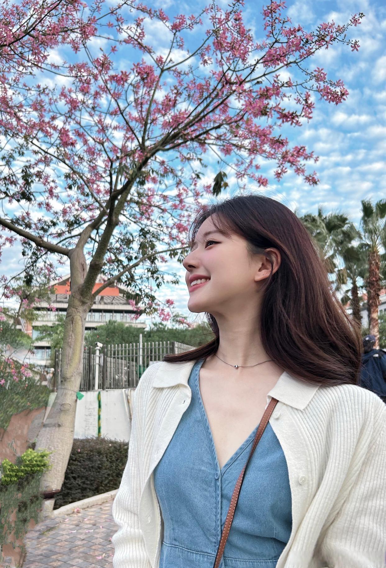 桑稚时期的赵露思