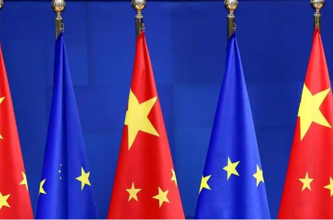 中国彻底想通了：不再费力拉拢欧盟！不是傲气，是真的没必要了。咱们跟欧盟打交道，老