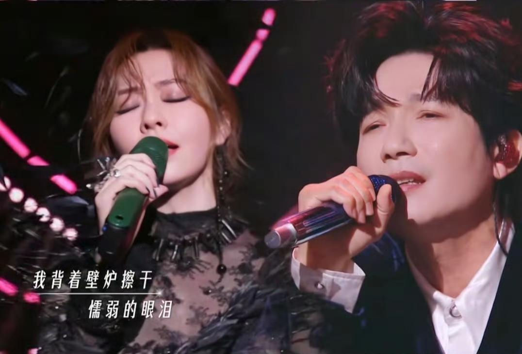 天赐的声音首播，王铮亮和杨丞琳赢了陈楚生和张靓颖🥲四位歌手都是我很喜欢的