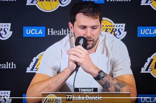 东契奇在战魔术队赛后的新闻发布会上说：“我打的比较糟糕，赢得这场比赛真是令我印象