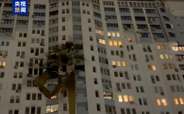 这一次乌克兰真的是挺不住了，他倒在了第4个冬天。最新消息，基辅城的市长克