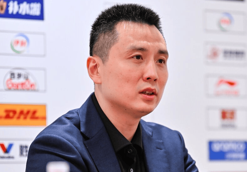 卢伟: 大家心态做了很好调整, 哈桑防守端的贡献是巨大的