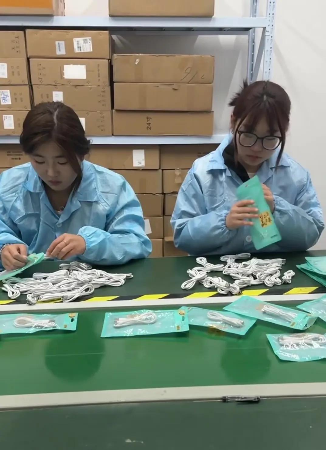 大学生进厂工作，真的很丢人吗？大学生进厂工作，一点都不丢人。很多人觉得大学生进