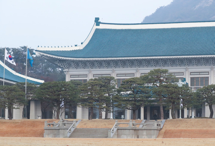 #韩国要求乌克兰道歉##泽连斯基曝光朝战俘去向惹怒韩国#【#韩国总统府要求