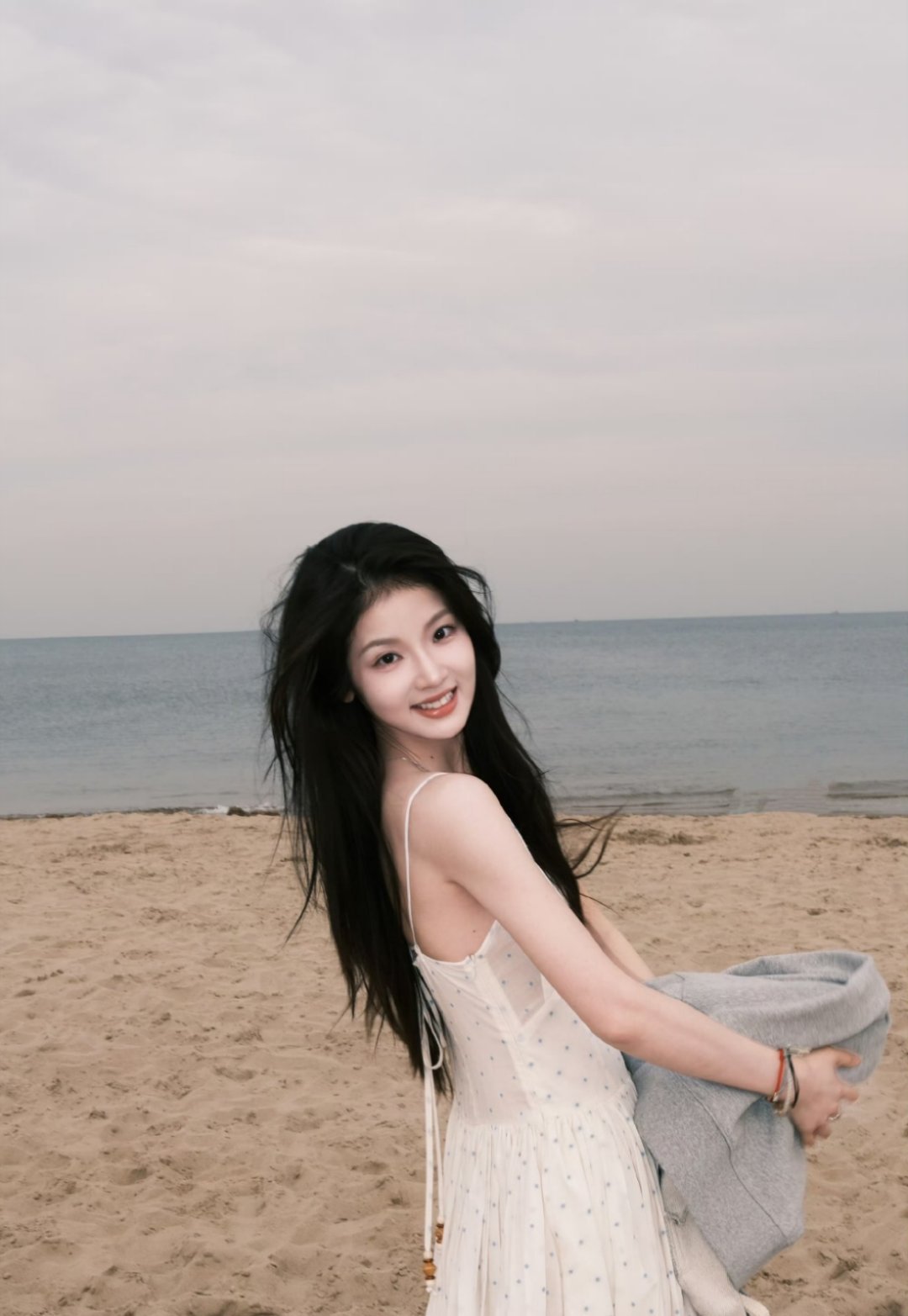 张淼怡你美！！是你自己化的妆吗🤩，很不错哦​​​