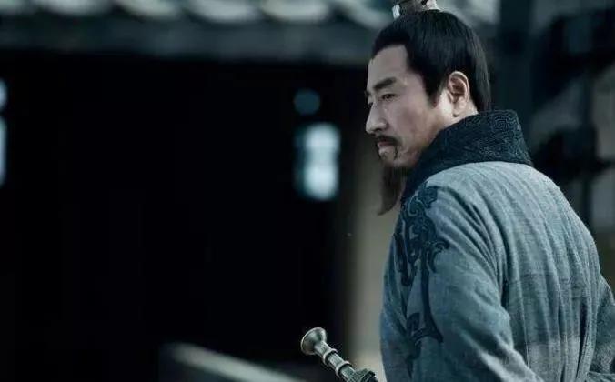 今日话题：张良，韩信和萧何谁才是开国第一功臣？？？网友甲：感觉还是韩信，张良