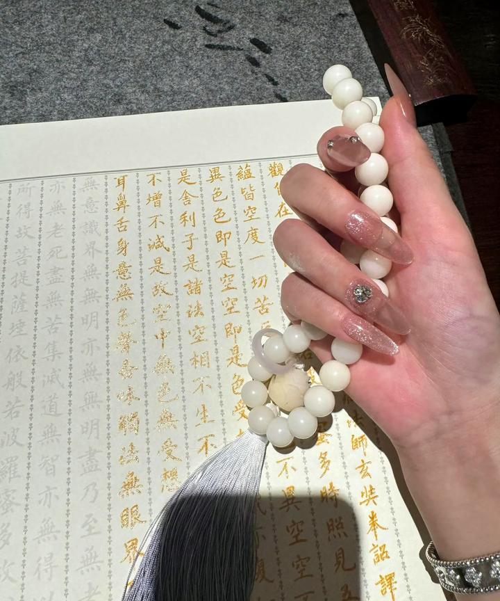 如何保持与十二星座的恋爱新鲜感？白羊座：一起去探索大自然的奥秘金牛座：给