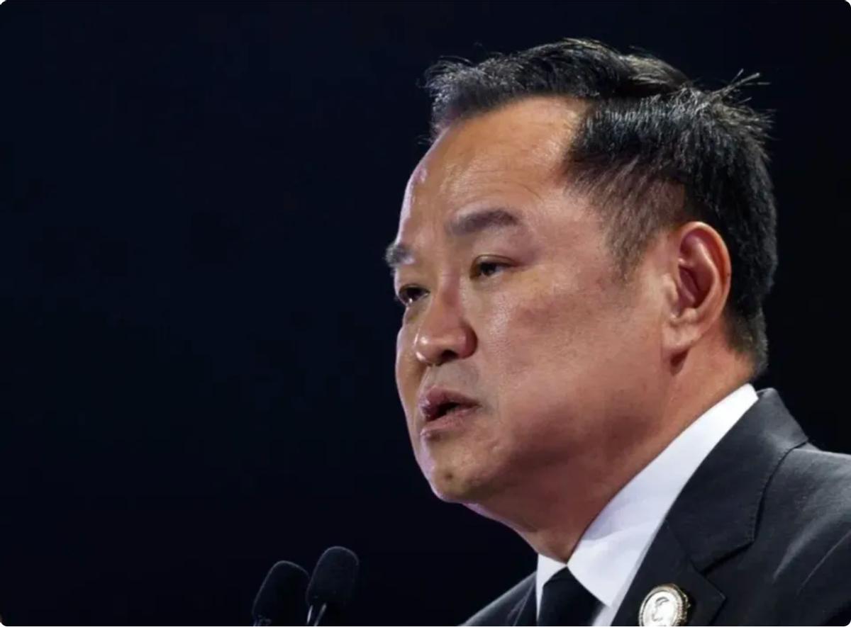 特朗普调停失败，中方出手了，泰国亮明停火条件，等洪森父子回话特朗普劝不动的泰柬