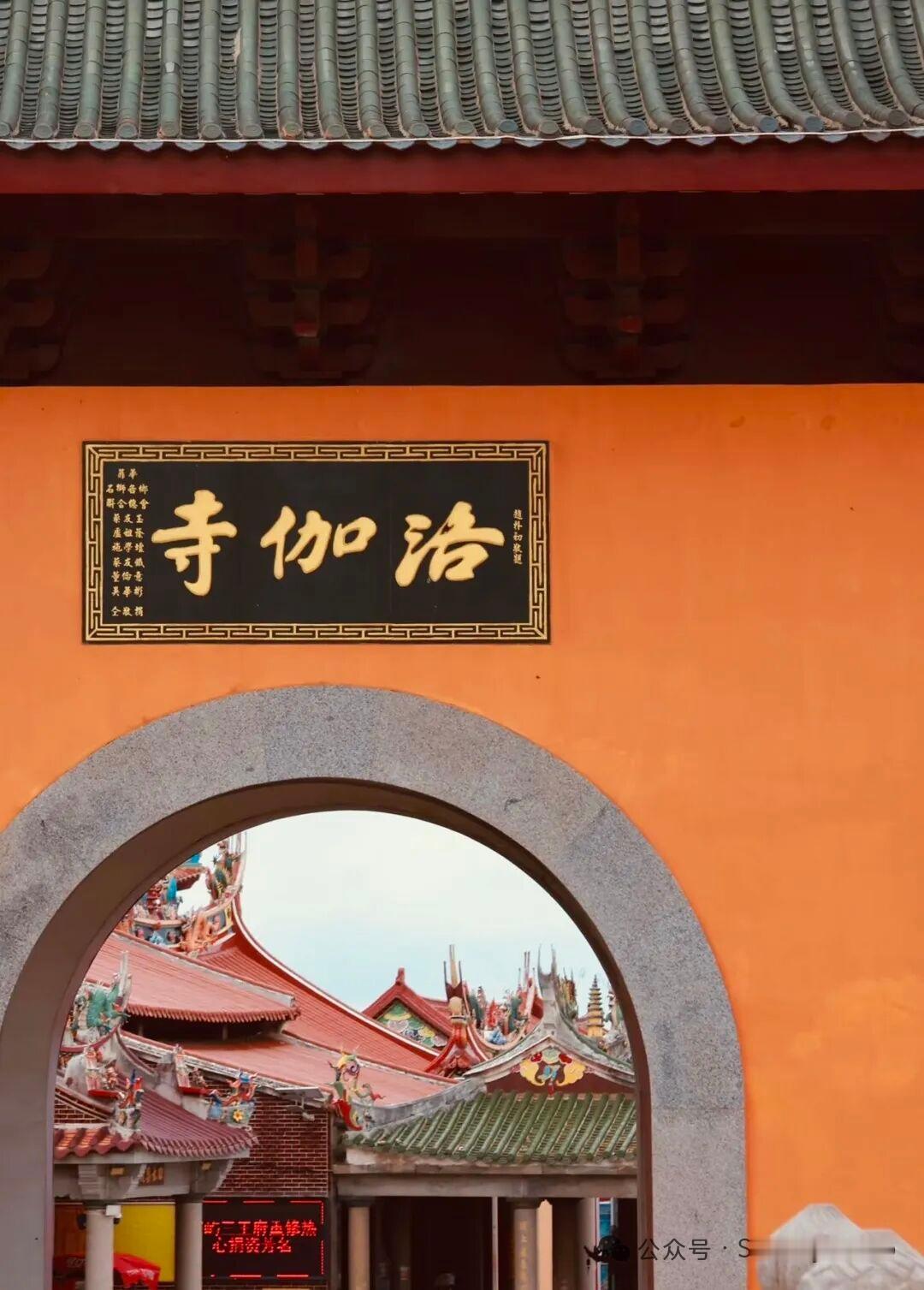 海上有佛国，回头皆是岸来到泉州，还头一次见到一座坐落在浩瀚无际，海边上的佛国