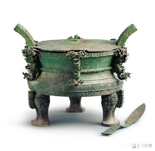 汉代就有“火锅”了！2015年南昌海昏侯墓出土的青铜温鼎，内部分格、能加热，简直