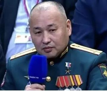 俄罗斯英雄、陆军中尉纳兰·奥奇尔-戈里亚耶夫最近在执行作战任务时阵亡。卡尔梅克共