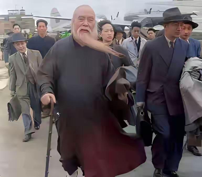 有谁知道这位老者叫啥名字的？你绝对是历史高手。