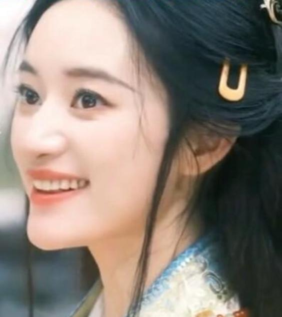 2026年3月4日，郭晓婷在采访中表示想尝试出演甜剧。她称过去常挑战复杂、苦情