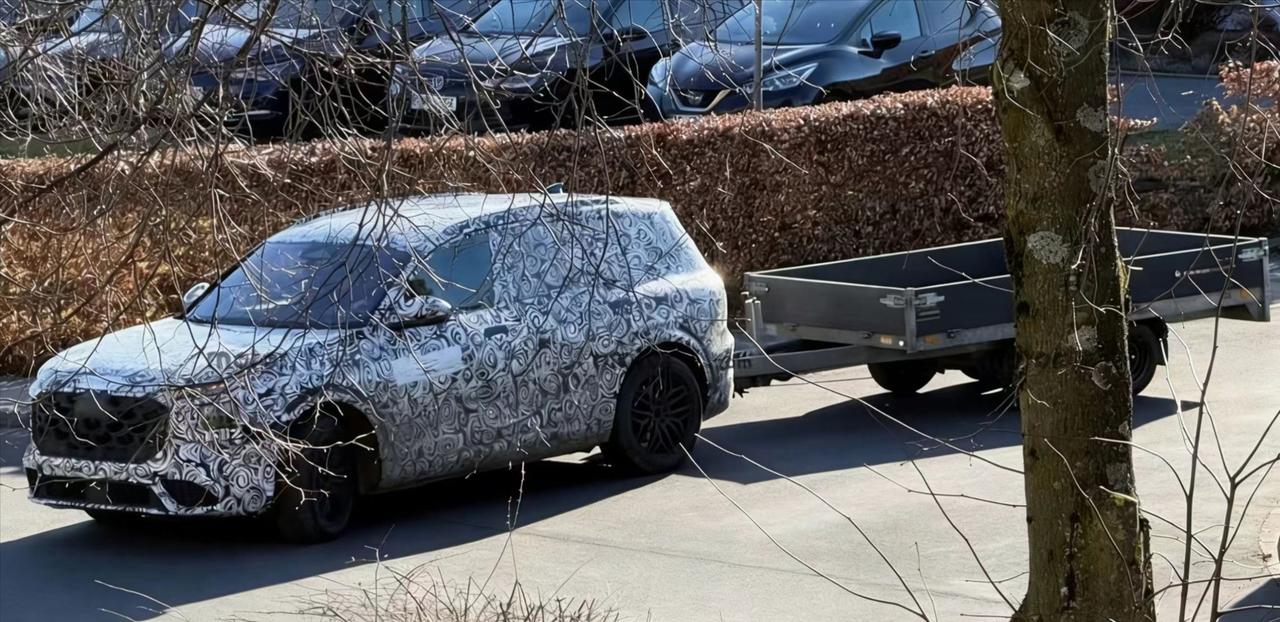 奥迪Q9最新谍照曝光预计尺寸超5.2米轴距超3.1米预计多种动力