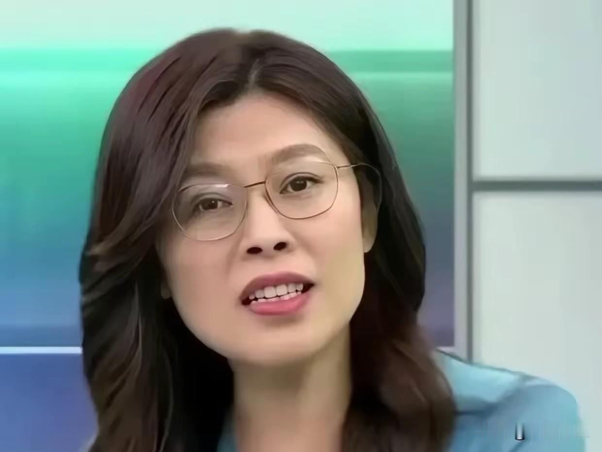 郑丽文的所谓“新路线”是什么“路线”说穿了就是脚踩两只船的“路线”她