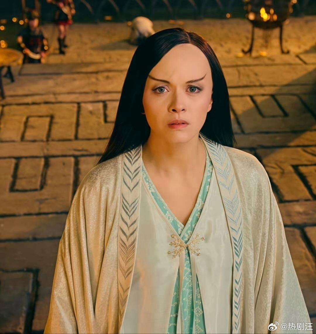 这谁能看的出是女神梁咏琪！电影看完了都得问gigi在哪的程度。