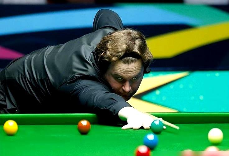 亨德利这波预言翻车也太快了，简直是大型打脸现场！前脚刚说赵心童首轮必倒，