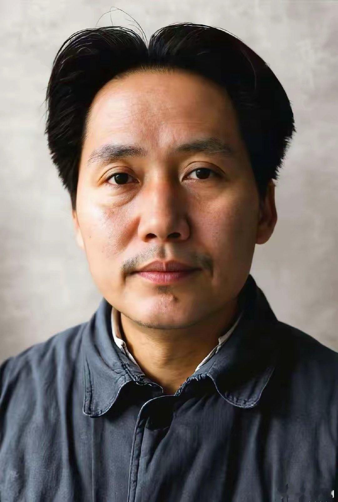 伟人的肖像照，这张比较少见。