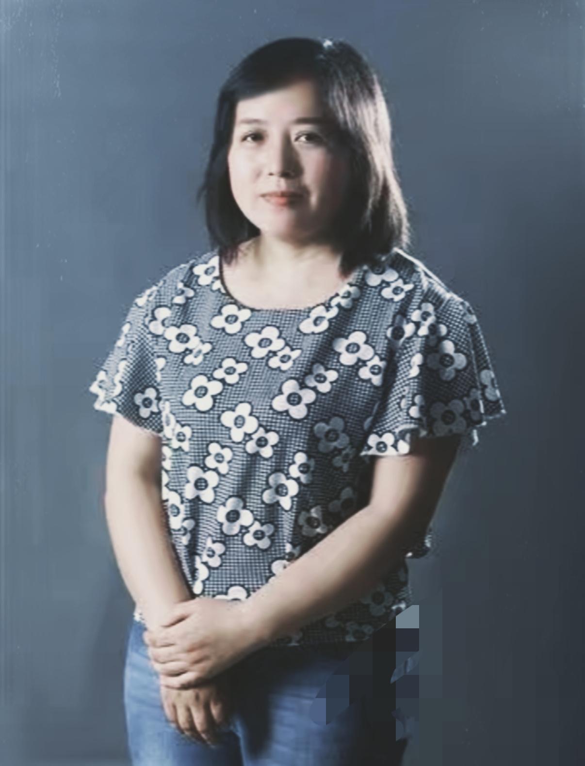 成都锦城学院，广告系主任聂鑫鑫，46岁，人没了。那个据说下课了，人还被学生里三