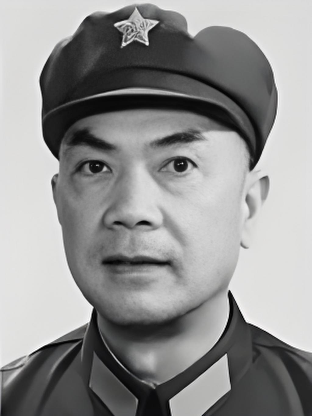 1977年8月23日，中央军委任命陈漫远为后勤学院院长，开国上将李聚奎为后勤学院