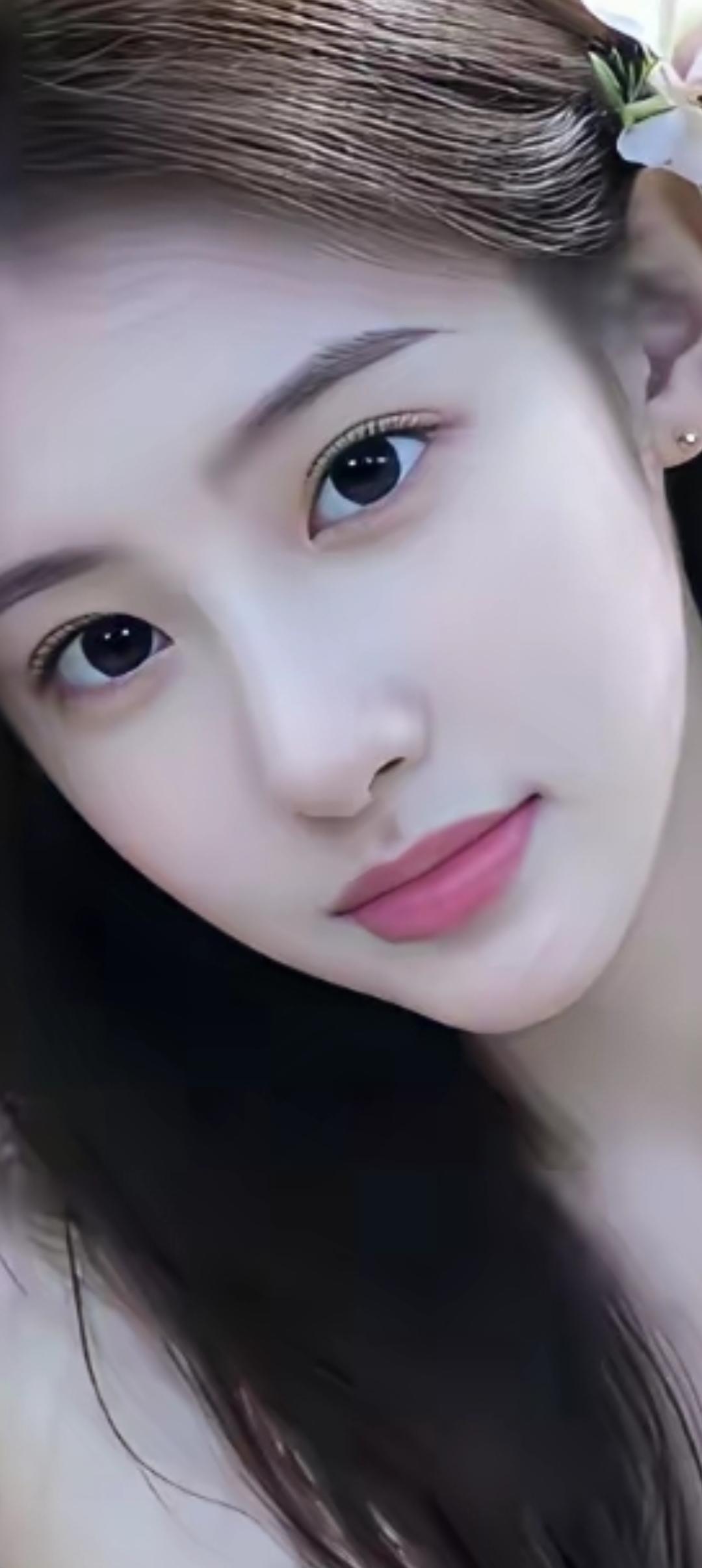 温柔眼波，甜美微笑，少女心满满！🌸💖