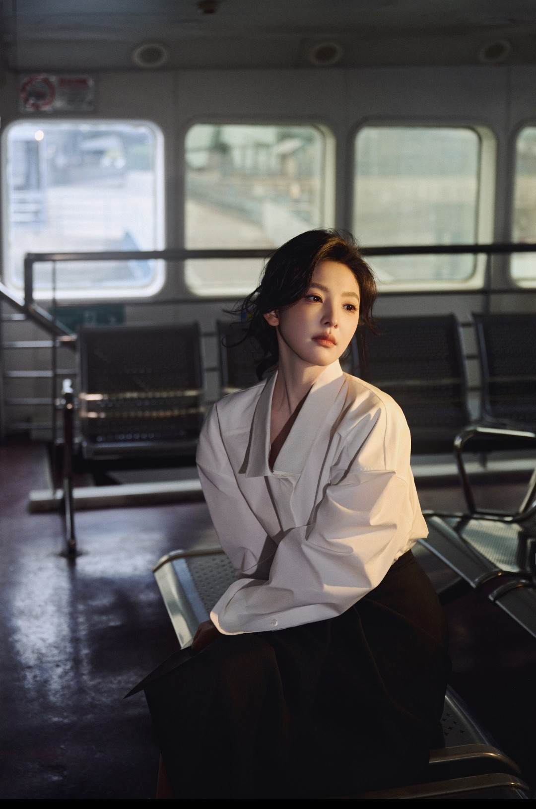 章若楠白衬衫写真～