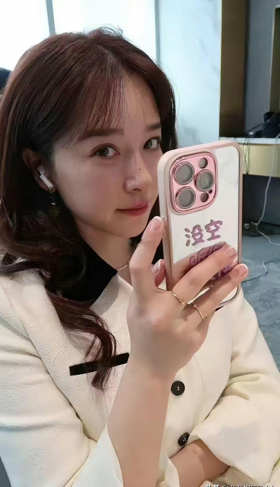 别猜阚清子生没生子了，一个综艺，已经给出了最狠的答案。你见过哪个刚坐完月子的妈妈