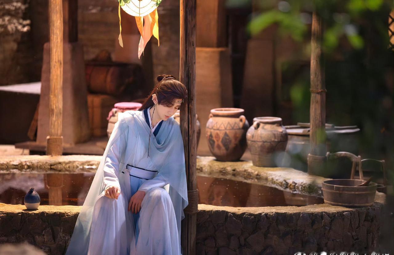 「王权富贵-加班监测报告」流放之路风沙诡谲，平静之下暗涌不断，王权富贵@成毅