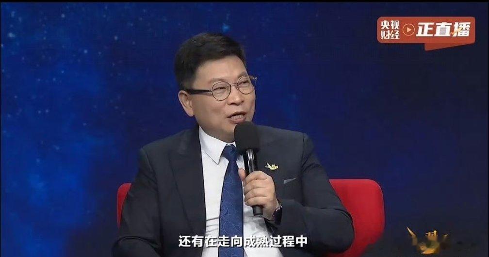 昨天看了老余在央视的直播，聊的很务实，主持人很多问题也很尖锐，算是开诚布公的回应