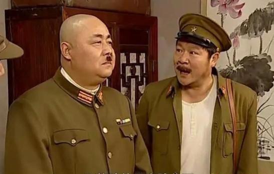 日本“大佐”可以带多少兵，为何日军不当少将都要争当大佐？就这么说吧，在日军内部