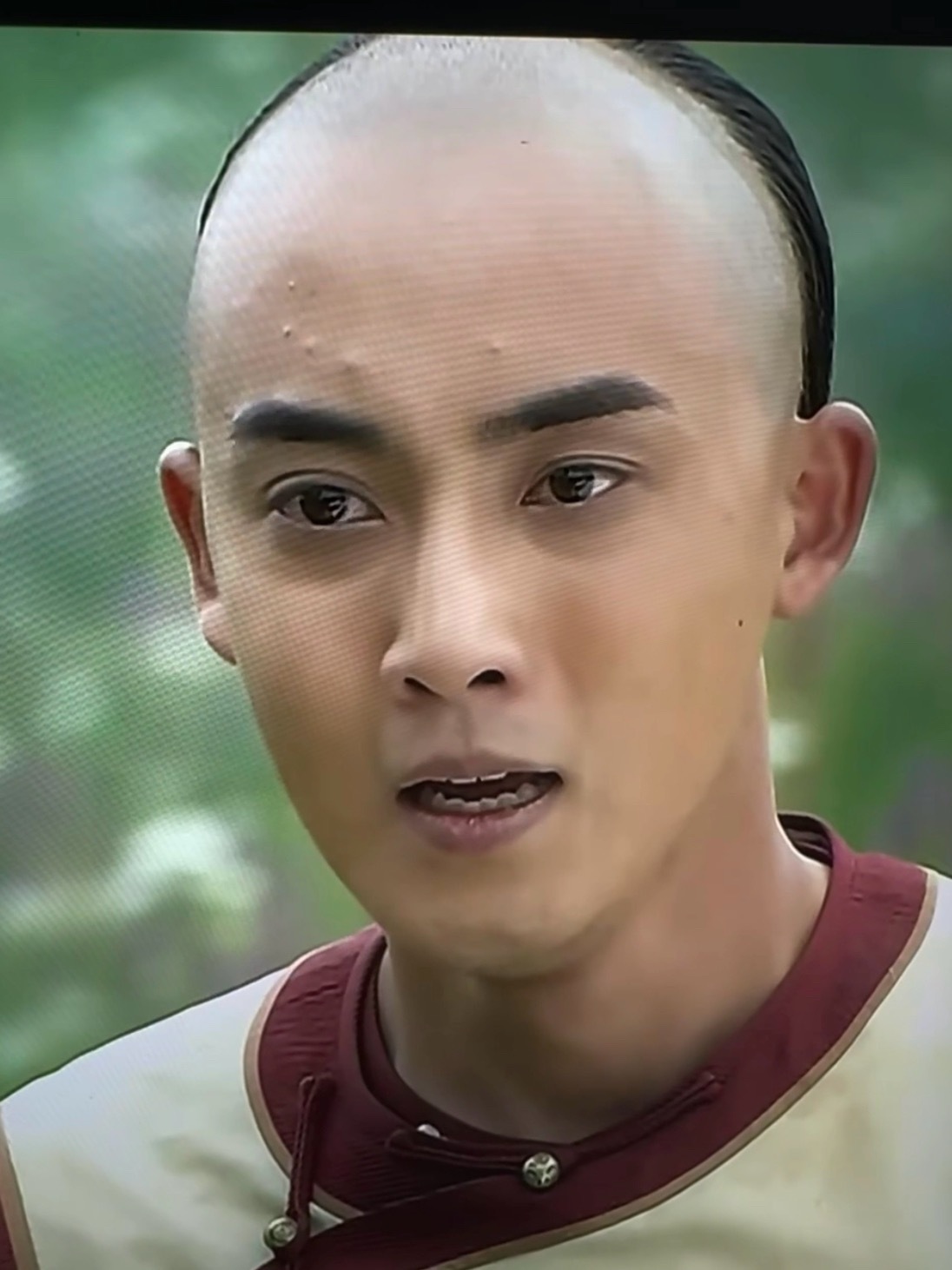 五阿哥你也长闭口了吗最近在重温新版还珠格格，看到大结局五阿哥终于留下子嗣前往大理