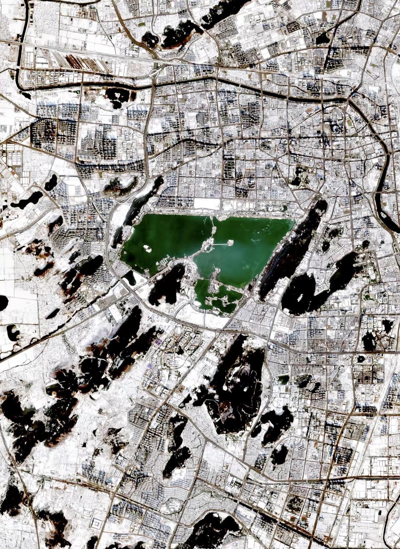 🛰️来自卫星视角拍的徐州暴雪。看家乡徐州徐州暴雪卫星地图