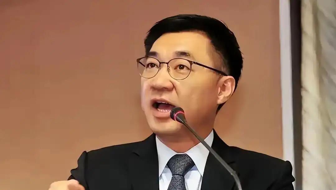 脸都不要了！台北，立法院外台阶刚散会，前主席江启臣在社群发文，外界解读是指郑丽